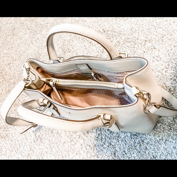 Kate Spade Crossbody - Picture 5 of 10